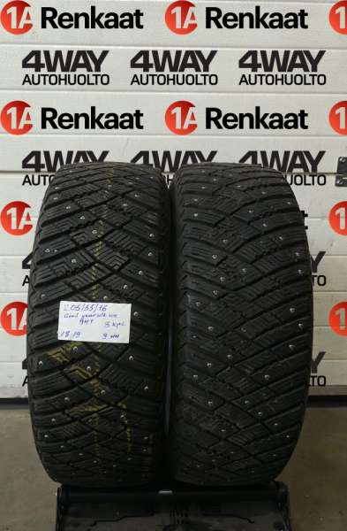 opona z kolcami Goodyear Ultra Grip Ice Arctic